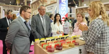 1756296731-1751378229-1721637535-1720379813-1715855365-25